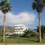Beachfront * Orikum