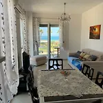 Beachfront * Orikum