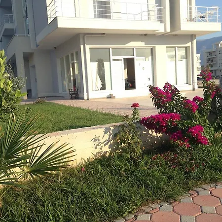 Beachfront 아파트 *