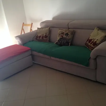 Beachfront شقة