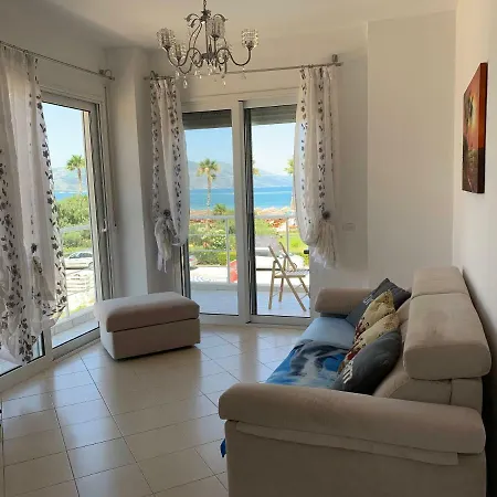 Apartment Beachfront